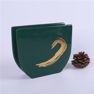 China Simply Wholesale Modern Home Unique Design Ornament Ceramic Home Decoration Piece for sale