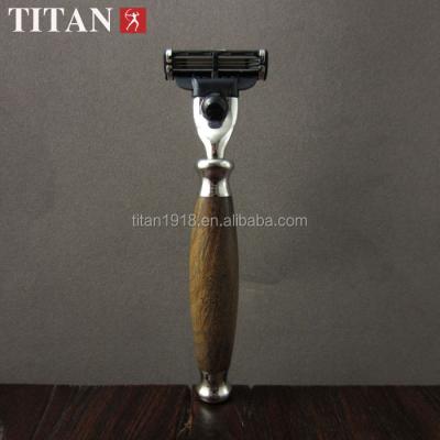 China Triple Blade Titan Shaving Products 3 BLADE Wooden Triple Blade Razor 3 Handle Wood Safety Razor for sale