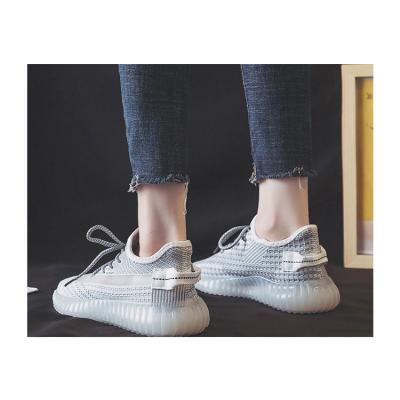 China Fashion Trend Top Selling Sneaker Men Walking Sneakers Walking Shoes Running Shoes for sale