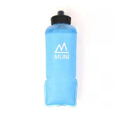 China Outdoor Sports 500ml Insulated TPU Water Bottle With Cover, Silicone Cup Outdoor Sports Water Bottle Antimicrobial Running Water Cups for sale