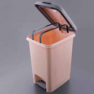 China Portable 12L Pink Portable Removable Indoor Plastic Rectangular Custom Pedal Manual Waste Bin Customized Viable Rectangular Pedal for sale