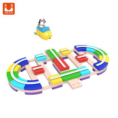 China Eco-friendly Non-Toxic Educational Creative Assembly DIY Railway Track Building Block Track Interlocking Toy Bricks For Children for sale