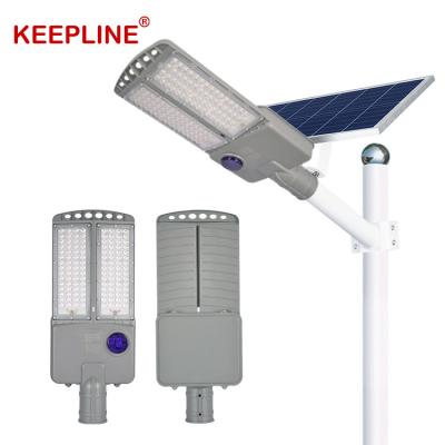 China Newest Arrival IP65 Waterproof Outdoor Garden Yard Lighting 100w Solar Led Street Light for sale