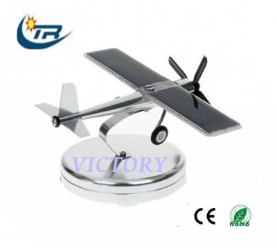 China Business Gift Novel Patented Aircraft Vehicle Mounted Solar Gift for sale