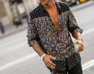 China Casual sells men's spring summer blouses and casual Hawaiian shirts wholesale beach printing long shirt for sale