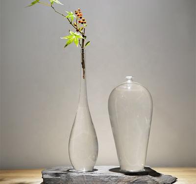 China Elegant Plant Elegant Clear Flower Vases, Japanese Style Big Belly Glass Vase With Small Mouth for sale