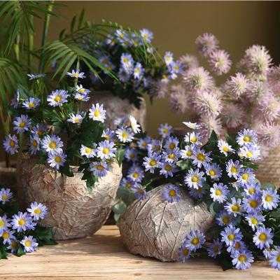 China Wholesale Cheap Artificial Flower Daisy Flower Silk Flower Plant Romantic Silk Head Decorations 24 for sale