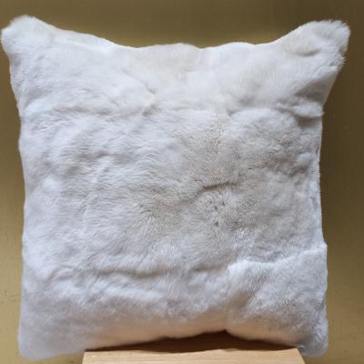 China Good Factory Price Eco-Freindly Rabbit Fur Plaid White Fluffy Rabbit Fur Cheap Cushions Cover For Home Decor for sale