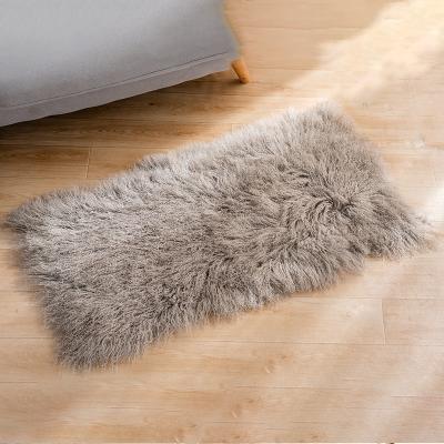 China OEM Long Hair Tibet Soft Genuine Non-slip Decorative Lamb Fur Mongolian Rug Center Blankets for sale