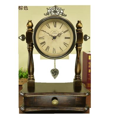 China Calendars 8 inch living room fashionable retro desk clock American antique gilded wooden swing desktop art desk clock for sale