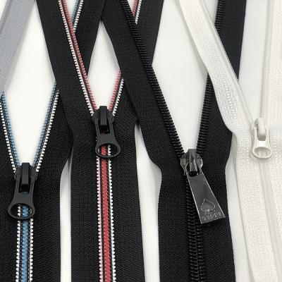 China Other #3 #5 Custom Nylon Teeth Zipper Long Chain Roll Zippers For Dresses 50cm Manufacturer for sale