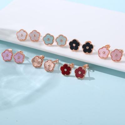 China Korean version of the FASHIONABLE high-grade five leaf flower jewelry personalized women's sweet earrings copper plating for sale