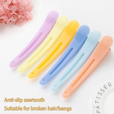 China Plastic Wholesale 2022 New Plastic No Slip Hair Clips for Styling Colorful Salon Hair Clips for sale