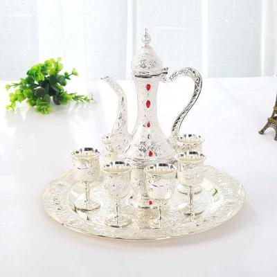 China New Style 8pcs Europe Style Traditional Arabic Wedding Decoration Home Party Wine Set for sale