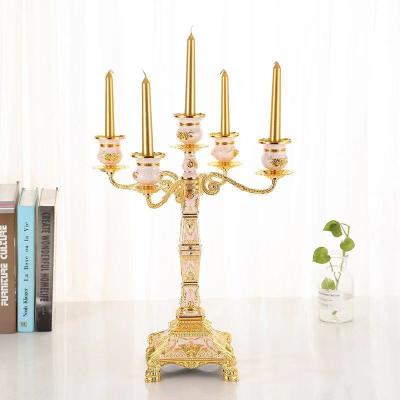 China Retro European Architecture European Candelabra Candlelight Dinner Decorations Romantic Candlestick Open Wedding Metal Candle Holders for sale