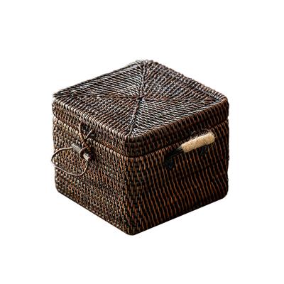 China Traditional Square Round Rattan Weave Round Storage Basket With Lid Storage Box Basket for sale