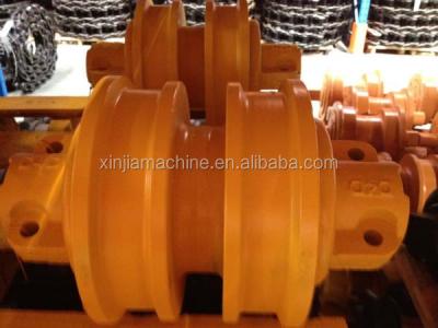 China 50Mn OEM Quality D4D Bulldozer Track Double Bottom Roller Clamp for sale