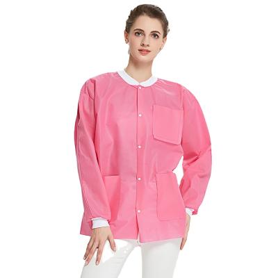 中国 User-friendly design OEM medical uniform lab jackets disposable dental doctor nurse lab coat jacket 販売のため