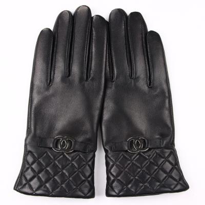 China Winter Simple Warm Color Woman Lining Wool Leather Gloves for sale