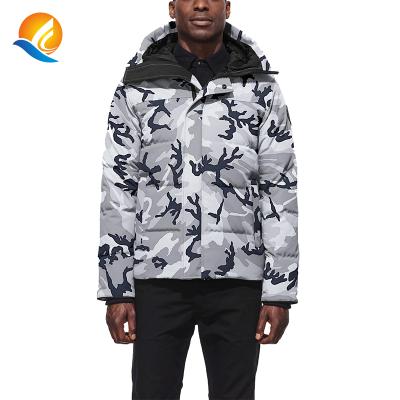 China Anti-Shrink Camouflage Shinny Quilted Polyester Oversized Bubble Fill Hood Men's Slim Fit Jacket for sale