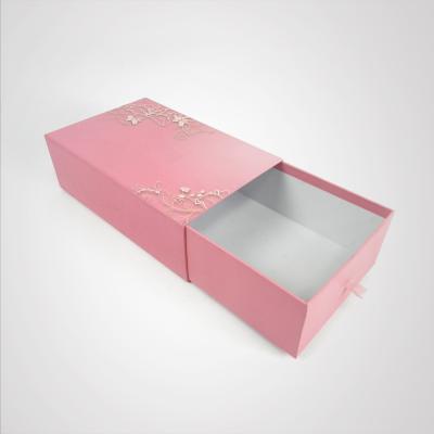 China Recycled Materials Lace Packaging Jewelry Logo Paper Kraft Drawer Box Wedding Bridesmaid Gift Storage for sale