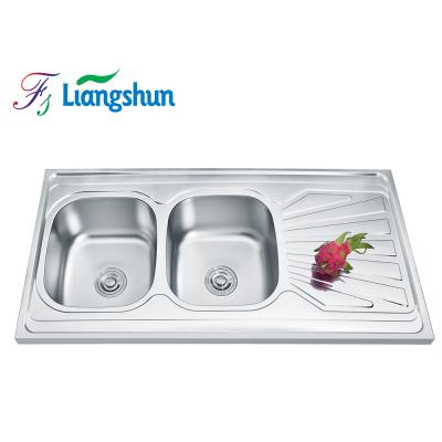 中国 Without faucet LW-12060SB stainless kitchen sink bowl double kichen bowl sink steel unit 販売のため