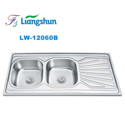 中国 Without Faucet LW-12060B Farmhouse Kitchen Sink Double Bowl Stainless Sink With Drainer 販売のため