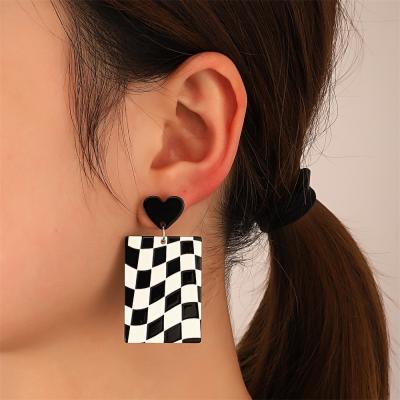 China Wholesale Trendy Jewelry Statement Drop Earrings Korean White Black White Acrylic Chess Board Square Plaid Earrings for sale