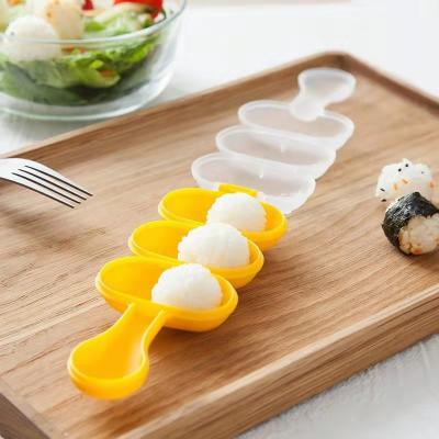 China Sustainable Rice Ball Onigiri Mold DIY Maker Mold Round Sushi Shaker Kitchen Mold Tools for Kids Toddlers Bento Box Lunch for sale