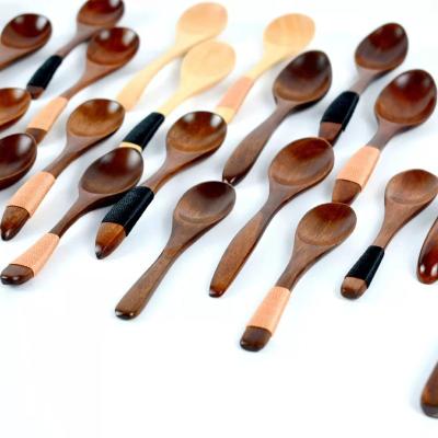 China Custom Viable LOGO Printed Mini Honey Wooden Spoon Kitchen Cooking Teaspoon Condiment Utensil Teaspoon Kids Ice Cream Tableware for sale