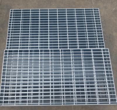 China Q235 Twill Weave Consulting Zhenyu Building Materials Aluminum Road Steel Bar Grid / Roof Safety Walkway Mesh for sale