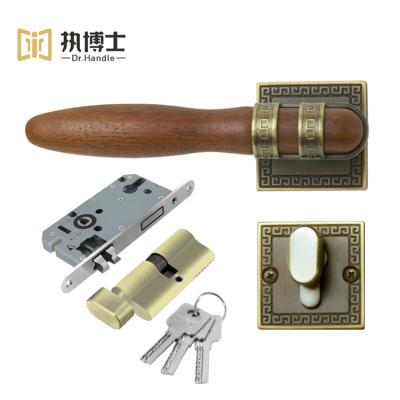 China Soild Easy Luxury American Wood Handle Style Dr.Handle Interior Window Installation For Child Safety Handle Lock for sale