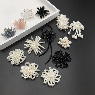 China Embroidery Fashion Trendy Handmade Beaded Flower Patches Beads Crystals Cartoon Embroidered Appliques for sale