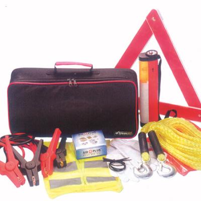 China Emergency Roadside Kit Winter Emergency Car Kit Customized for sale