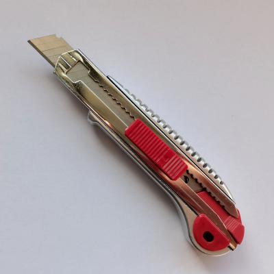 China ABS+TPR 5 Pcs Blade Utility Knife, Auto Lock Utility Knife for sale