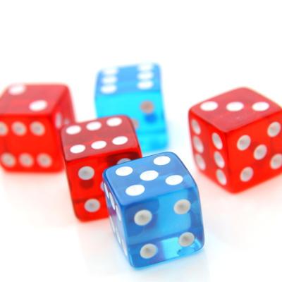 China Plastic Education Action Dice / Entertainment Translucency Standard Size Dice For Game Sales for sale