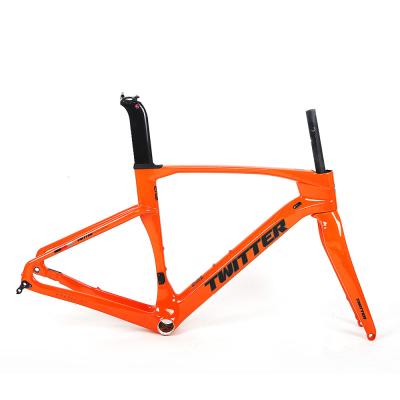 Chine Cadre durable de vélo de gravier du carbone T900 avec cadre de vélo de carbone de pneu de frein à disque le gros à vendre