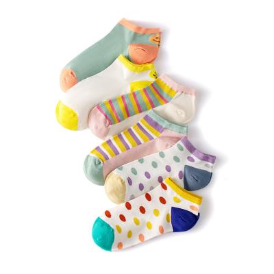 China Soft breathable technology produces high quality and durable use of various online socks print custom made bamboo socks for sale