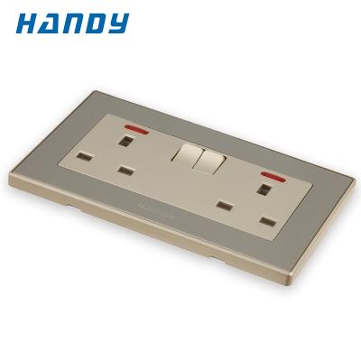 China Commercial High Speed ​​UK AC Universal Dish Panel AC Power Outlet Charger Sockets US AU US Wall Socket And Switch for sale