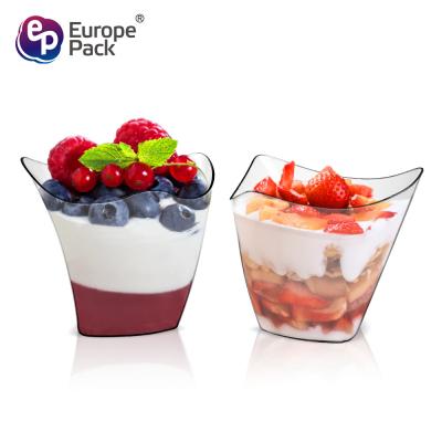 中国 Food grade plastic clear dessert beverage square cup with good factory price 販売のため