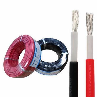 China Aprobación de la tensión del TÜV de 6 mm, chalecos de cable fotovoltaico rojo negro XLPE con calificación CE 70A en venta