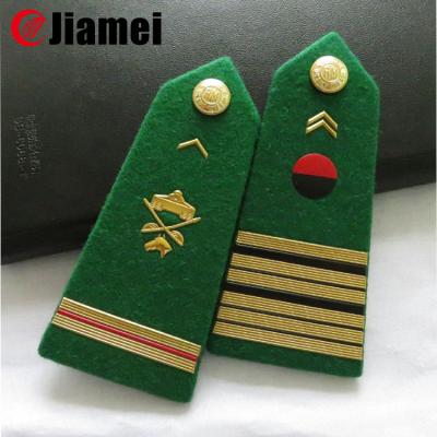 China Uniform Airline Pilots Insignia Epaulets Uniform Captain for sale