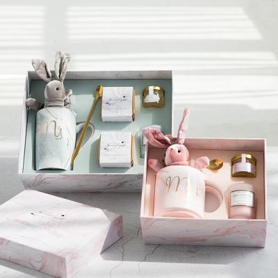 China Recyclable Custom Green Rigid Cardboard Package Empty Rose Essential Oil Packaging Box Cup Perfume Boxes Creative Packaging For Gift for sale