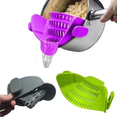 China Hot Selling Viable Collapsible Basket Strainer Drain Fits All Pots&Bowls Dishwasher Safe Food Colander Water Filter Silicone Clip On Strainer for sale