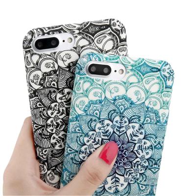 China 2019 New Arrivals Mandala Pattern Back Cover Luminous Phone Case For iPhone 7 8 Plus for sale