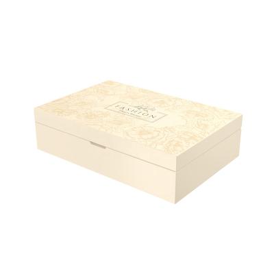 China Recyclable Wooden Box Paper Wooden Essential Oil Wooden Box /Eco-Friendly MDF Arabian Perfume Box For Sale Essential Oil Storage Box Wooden Case for sale