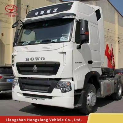 China Sinotruk HOWO 6X4 Tractor HOWO T7 Camión FAW con peso bruto del vehículo 5001-10000 Kg en venta