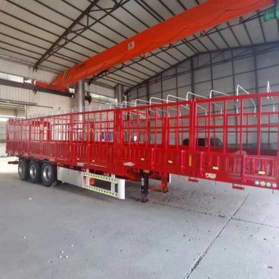 Cina Fence laterale superiore più economica Flatbed Truck Trailer Fence Cargo Semi-trailer con 2 assi in vendita