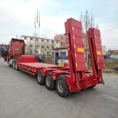 Cina Camion basso 20ft letto piatto 40 ft 40 ft contenitore 40ft piatto rimorchio 28t Landing Leg in vendita