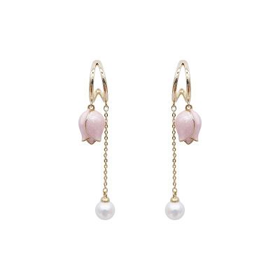 China FASHIONABLE Korean Popular Designer Tulip Pearl Tassel Earrings for sale